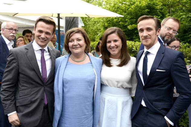 Eva Laschet: Biografie, Beruf und Familie im Überblick Eva Laschet: Biografie, Beruf und Familie im Überblick