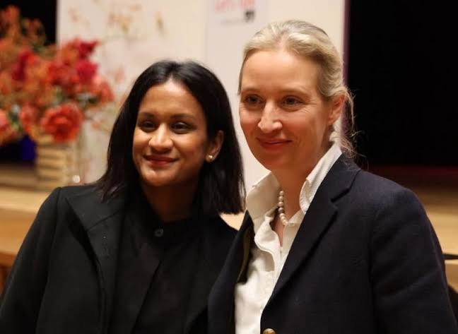 Sarah Bossard Alice Weidel: Beziehung, Familie & Biografie Sarah Bossard Alice Weidel: Beziehung, Familie & Biografie